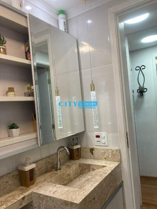 Apartamento à venda com 2 quartos, 44m² - Foto 17