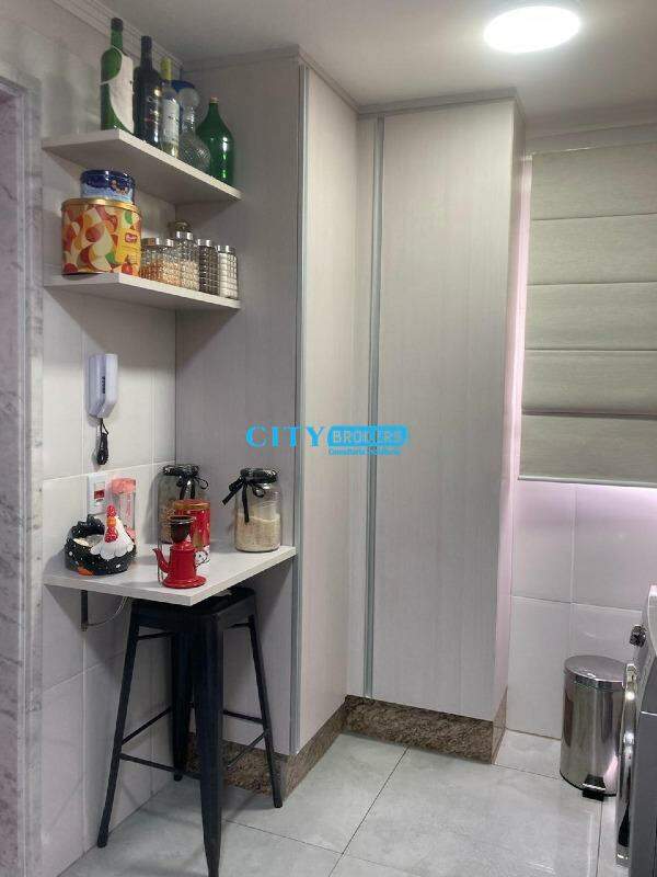 Apartamento à venda com 2 quartos, 44m² - Foto 20