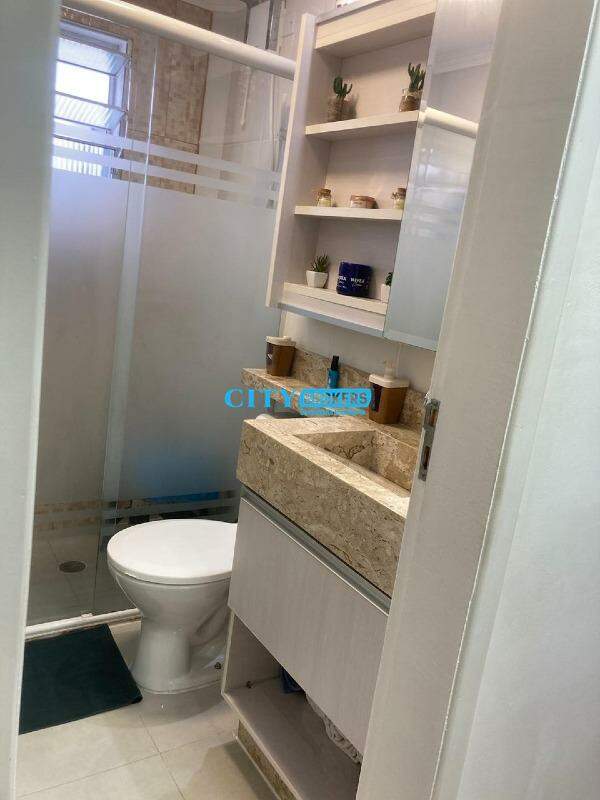 Apartamento à venda com 2 quartos, 44m² - Foto 10