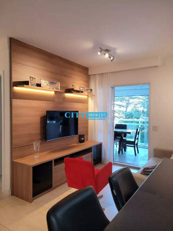 Apartamento à venda com 2 quartos, 72m² - Foto 1