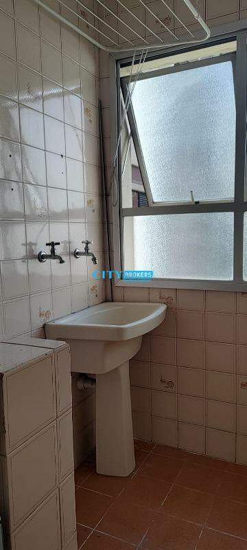 Apartamento à venda com 1 quarto, 45m² - Foto 9