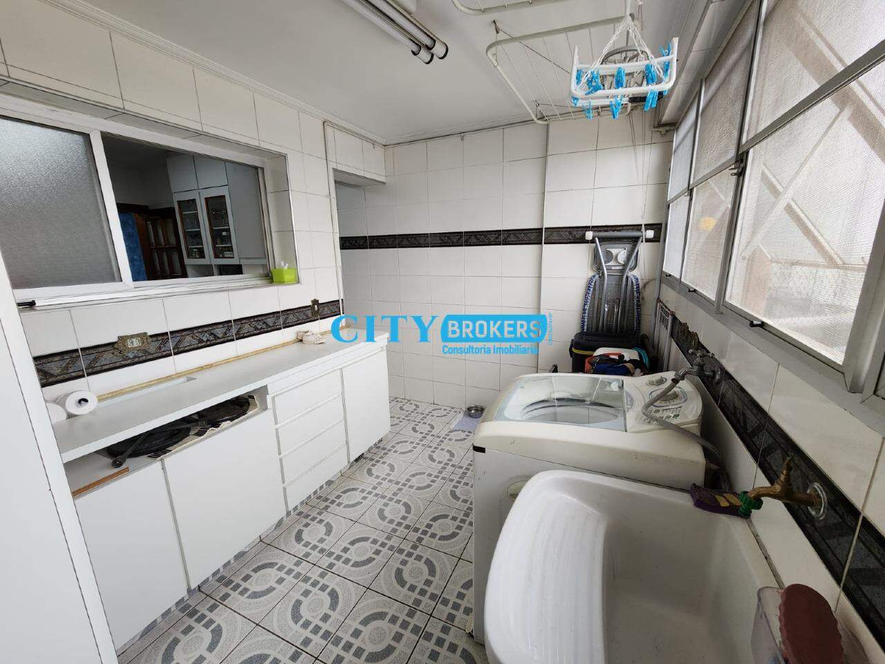 Apartamento à venda com 3 quartos, 110m² - Foto 9