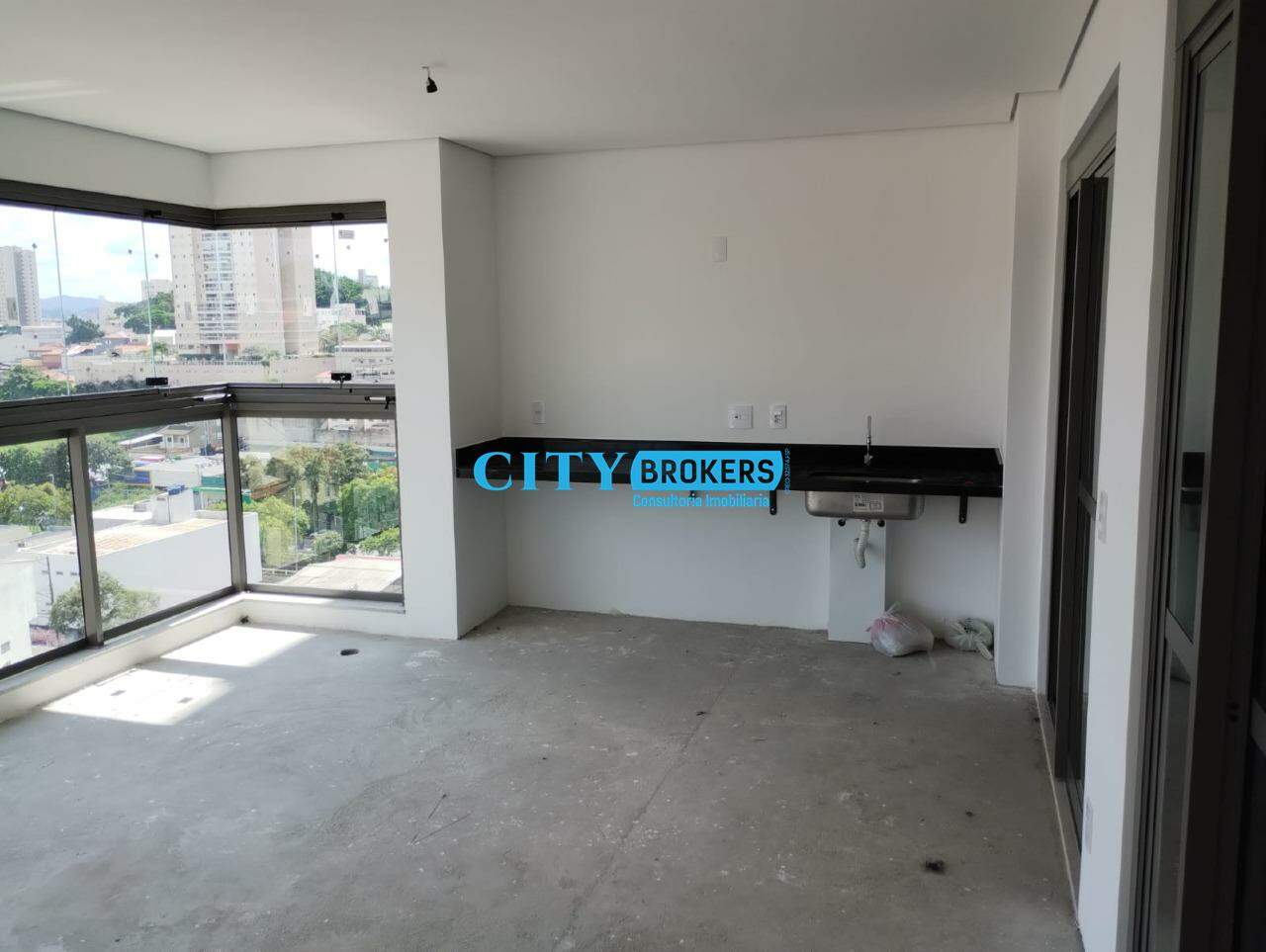 Apartamento à venda com 4 quartos, 150m² - Foto 2