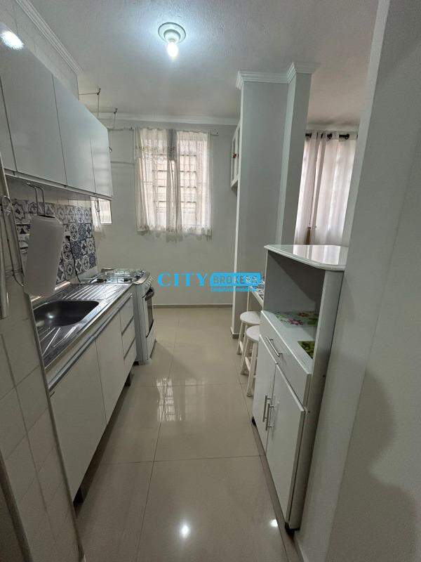 Apartamento para alugar com 2 quartos, 49m² - Foto 11