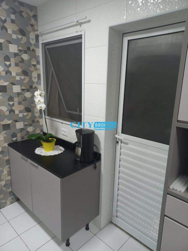 Apartamento à venda com 3 quartos, 86m² - Foto 14