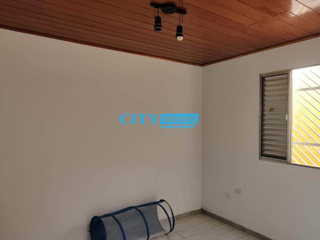 Casa à venda com 2 quartos, 400m² - Foto 15