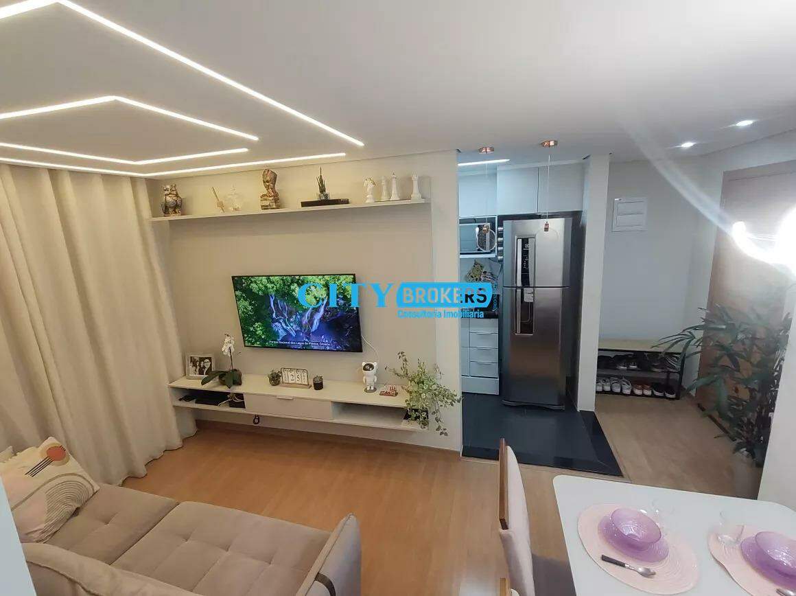 Apartamento à venda com 2 quartos, 44m² - Foto 2