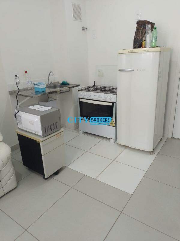 Apartamento para alugar com 1 quarto, 27m² - Foto 11