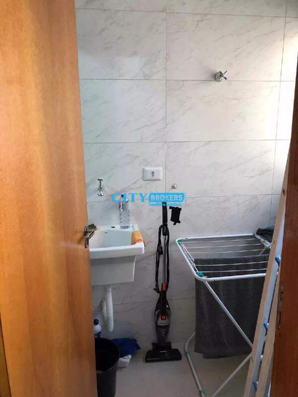 Apartamento à venda com 2 quartos, 33m² - Foto 12