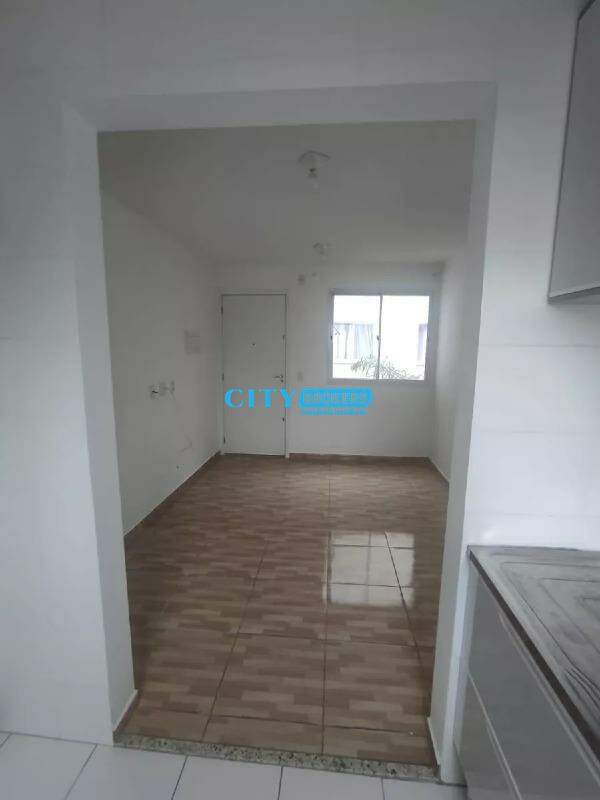 Apartamento à venda com 2 quartos, 38m² - Foto 7