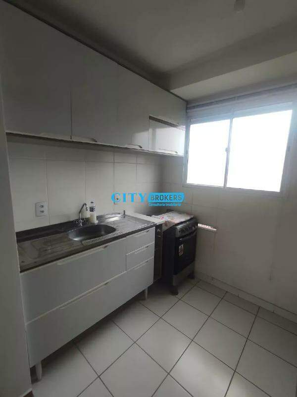 Apartamento à venda com 2 quartos, 38m² - Foto 12