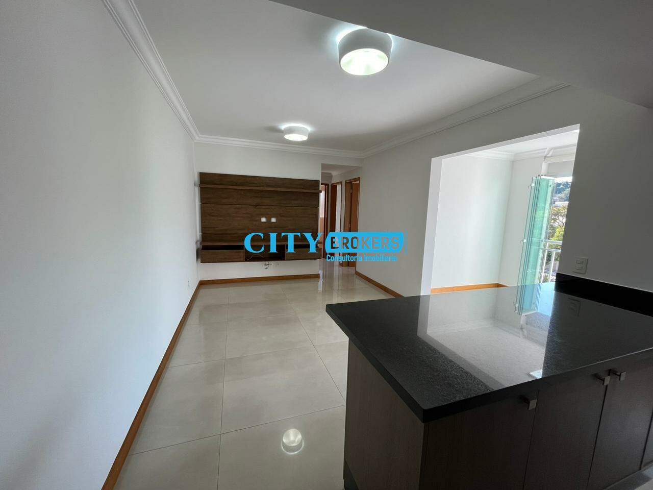 Apartamento para alugar com 3 quartos, 72m² - Foto 3