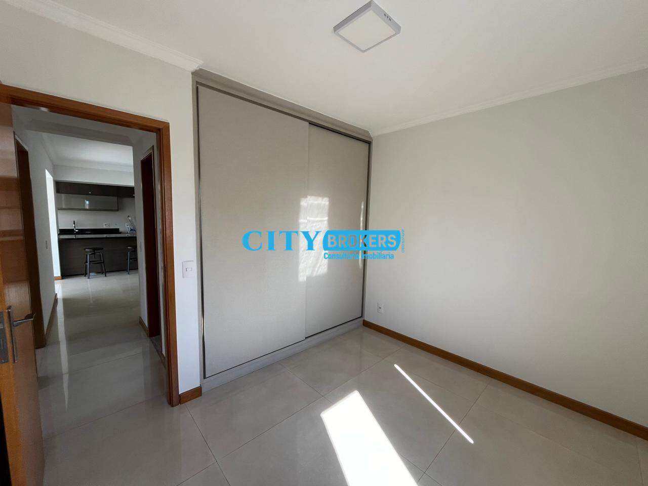 Apartamento para alugar com 3 quartos, 72m² - Foto 10