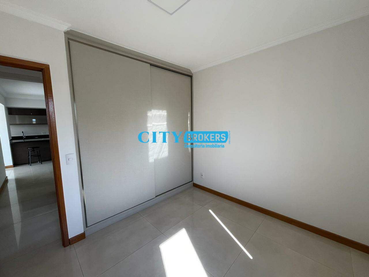 Apartamento para alugar com 3 quartos, 72m² - Foto 18