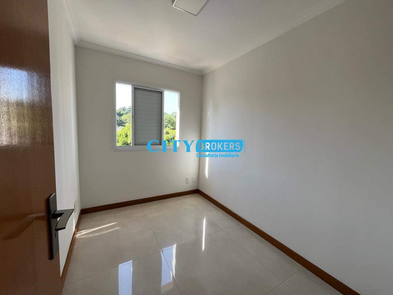 Apartamento para alugar com 3 quartos, 72m² - Foto 15