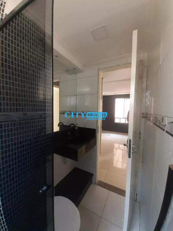 Apartamento à venda com 2 quartos, 44m² - Foto 15