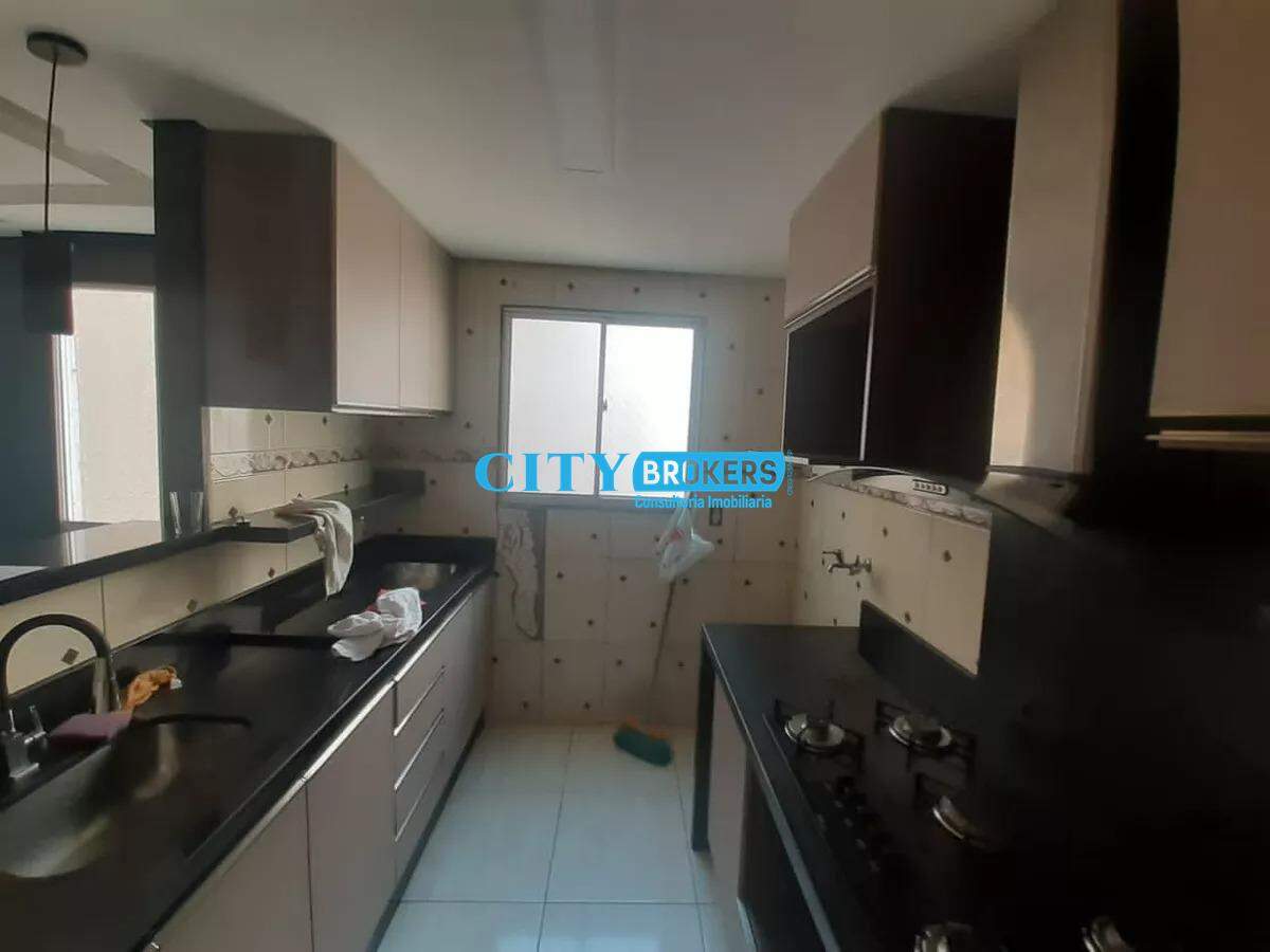 Apartamento à venda com 2 quartos, 44m² - Foto 11