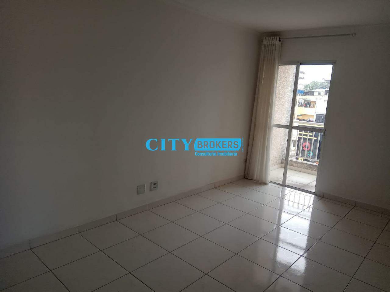 Apartamento à venda com 2 quartos, 72m² - Foto 1