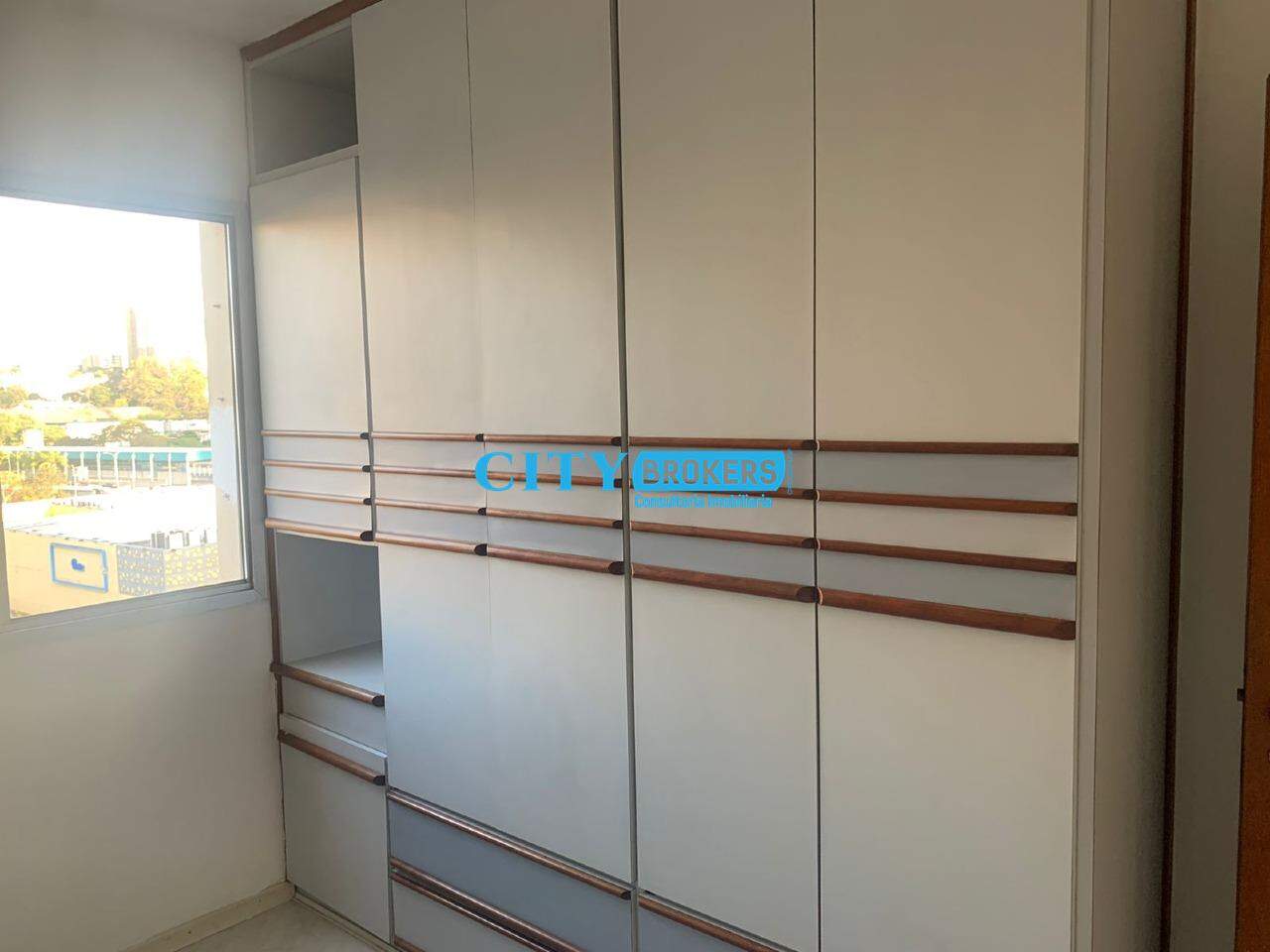 Apartamento para alugar com 2 quartos, 70m² - Foto 10