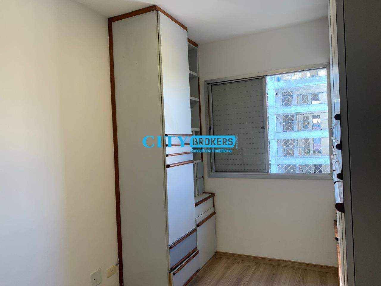 Apartamento para alugar com 2 quartos, 70m² - Foto 11