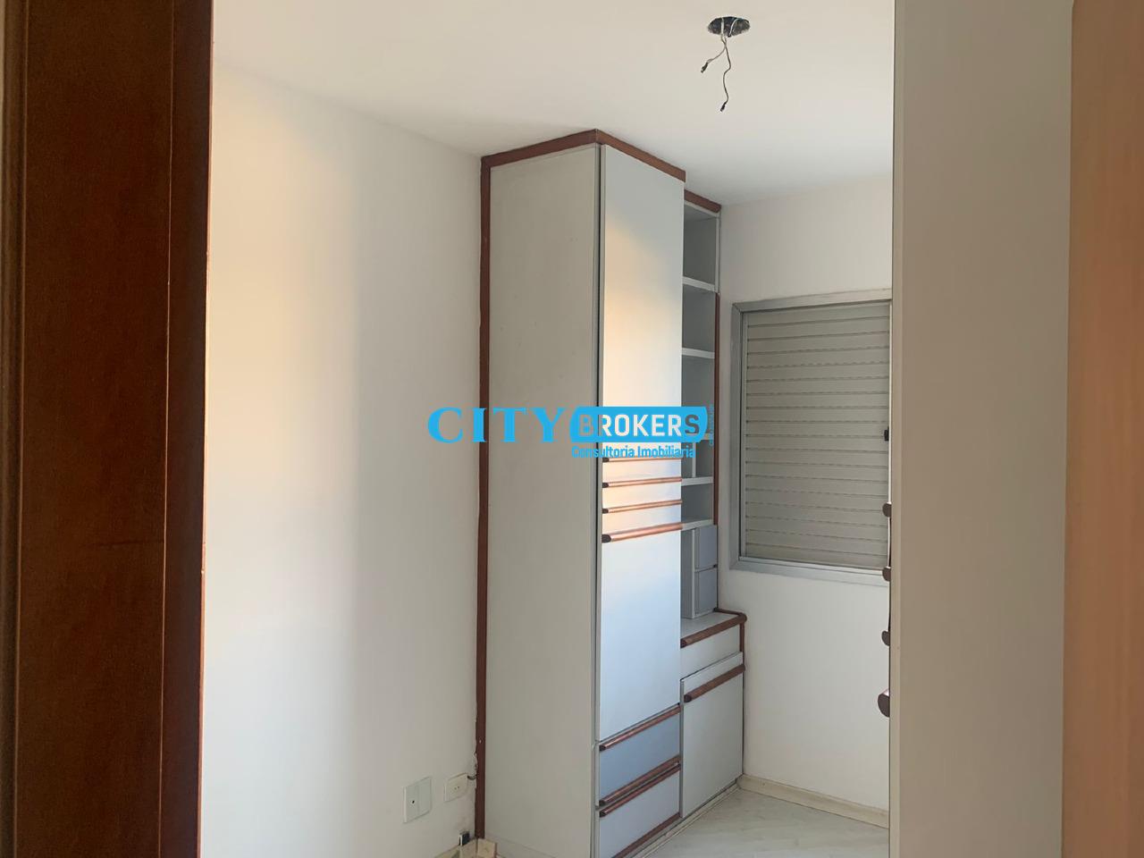 Apartamento para alugar com 2 quartos, 70m² - Foto 8