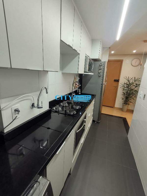 Apartamento à venda com 2 quartos, 44m² - Foto 7