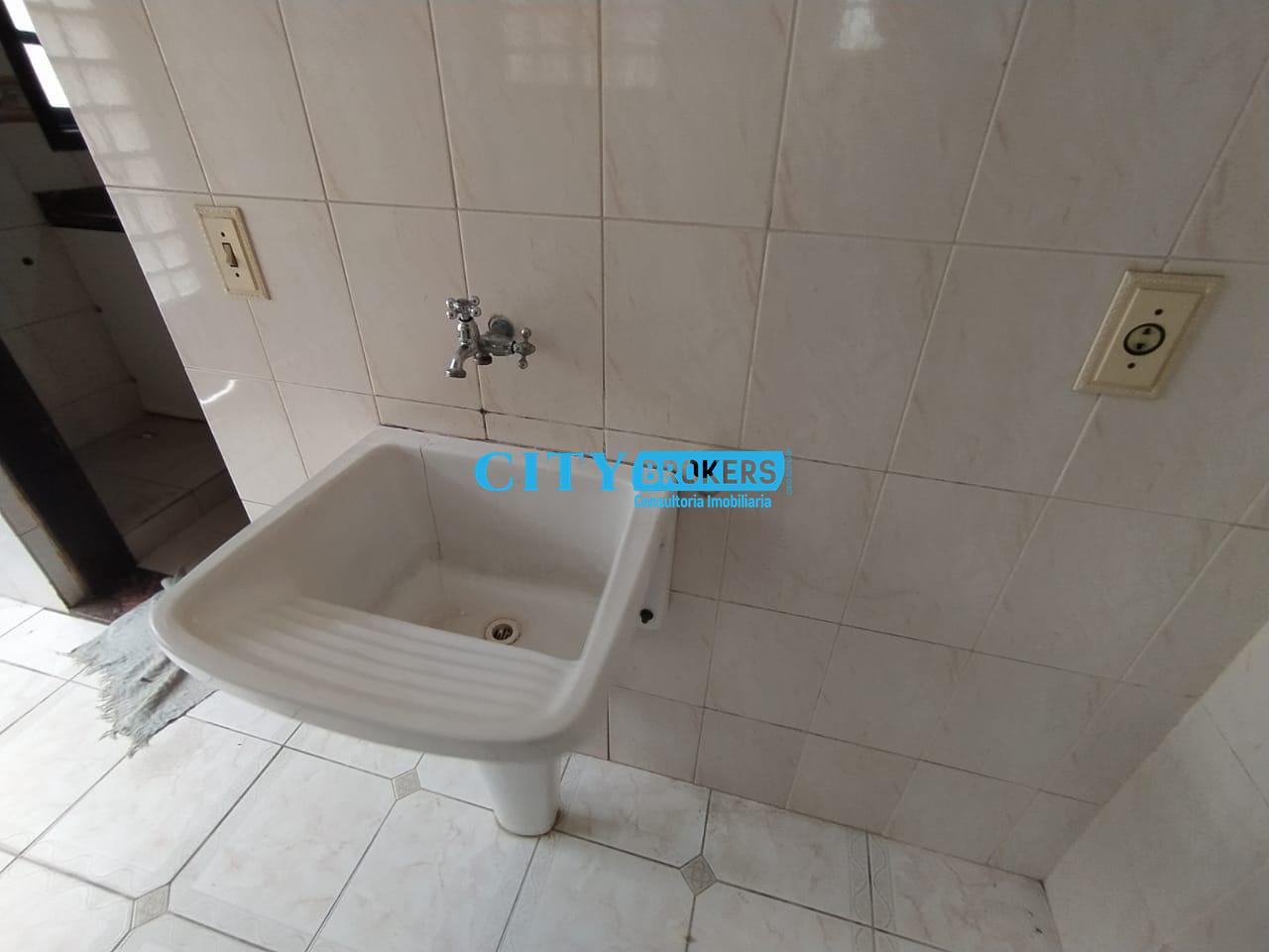 Sobrado para alugar com 3 quartos, 250m² - Foto 11