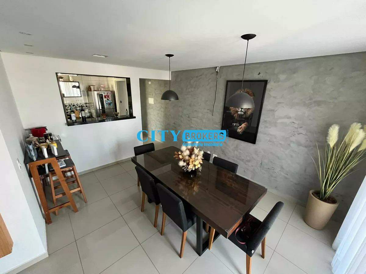 Apartamento à venda com 2 quartos, 71m² - Foto 2