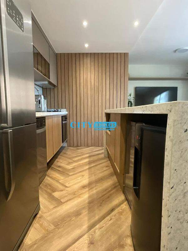 Apartamento à venda com 2 quartos, 72m² - Foto 17