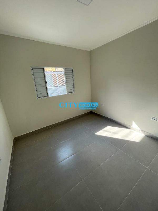 Casa à venda com 2 quartos, 70m² - Foto 5