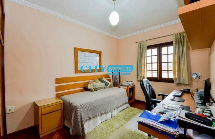 Casa à venda com 3 quartos, 600m² - Foto 16