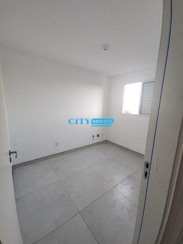 Apartamento à venda com 2 quartos, 46m² - Foto 13