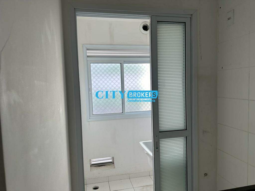 Apartamento à venda com 2 quartos, 62m² - Foto 21