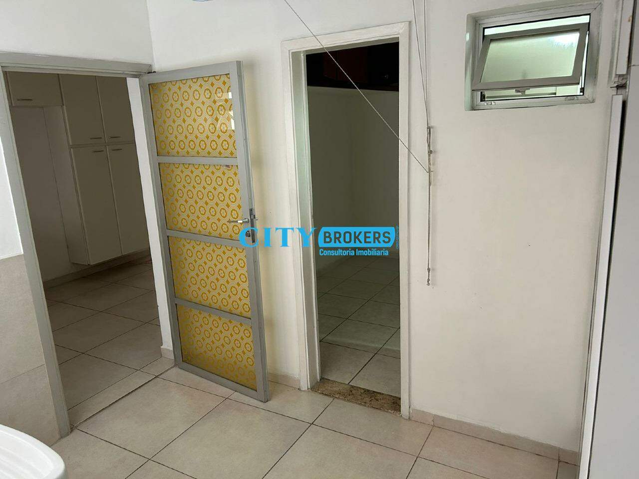 Apartamento para alugar com 3 quartos, 140m² - Foto 11