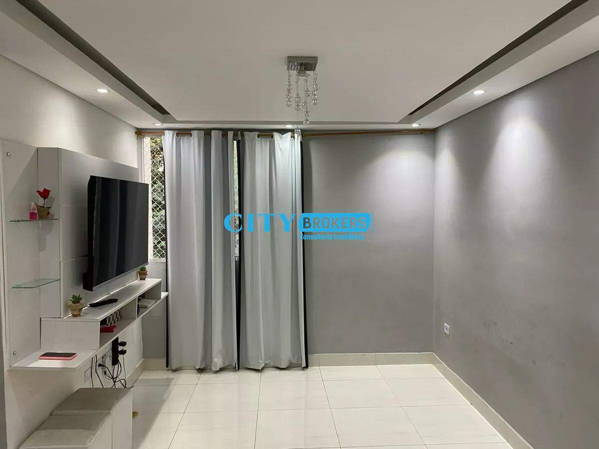 Apartamento à venda com 2 quartos, 44m² - Foto 2