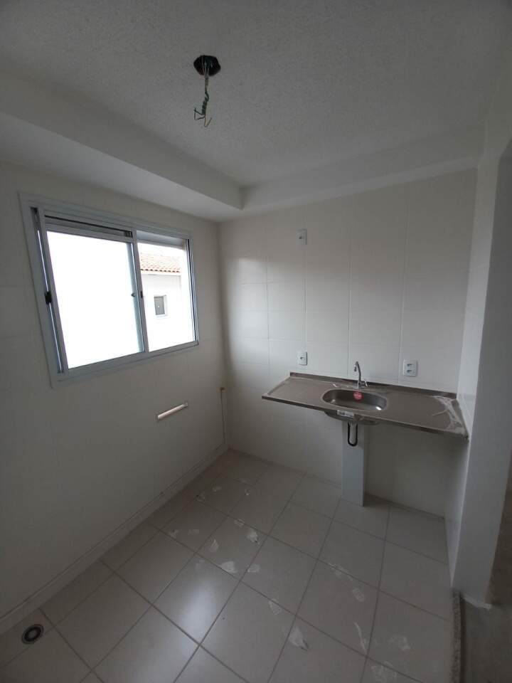 Apartamento à venda com 2 quartos, 42m² - Foto 12