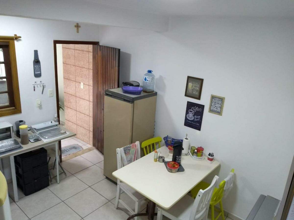 Casa à venda com 3 quartos, 176m² - Foto 16