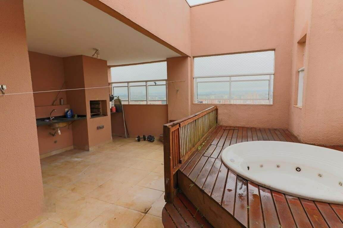 Apartamento à venda com 3 quartos, 196m² - Foto 14