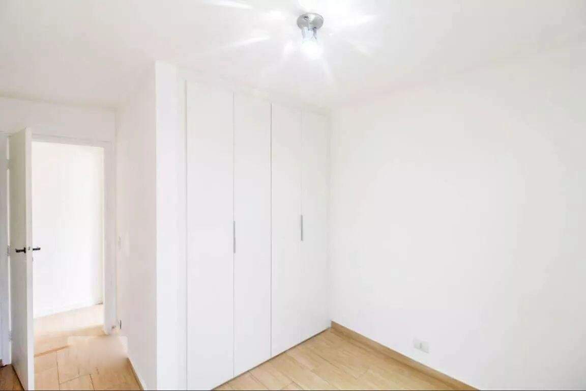 Apartamento à venda com 2 quartos, 74m² - Foto 3