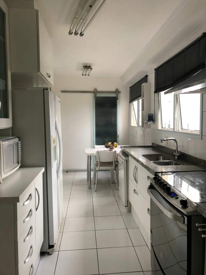 Apartamento à venda com 4 quartos, 175m² - Foto 8