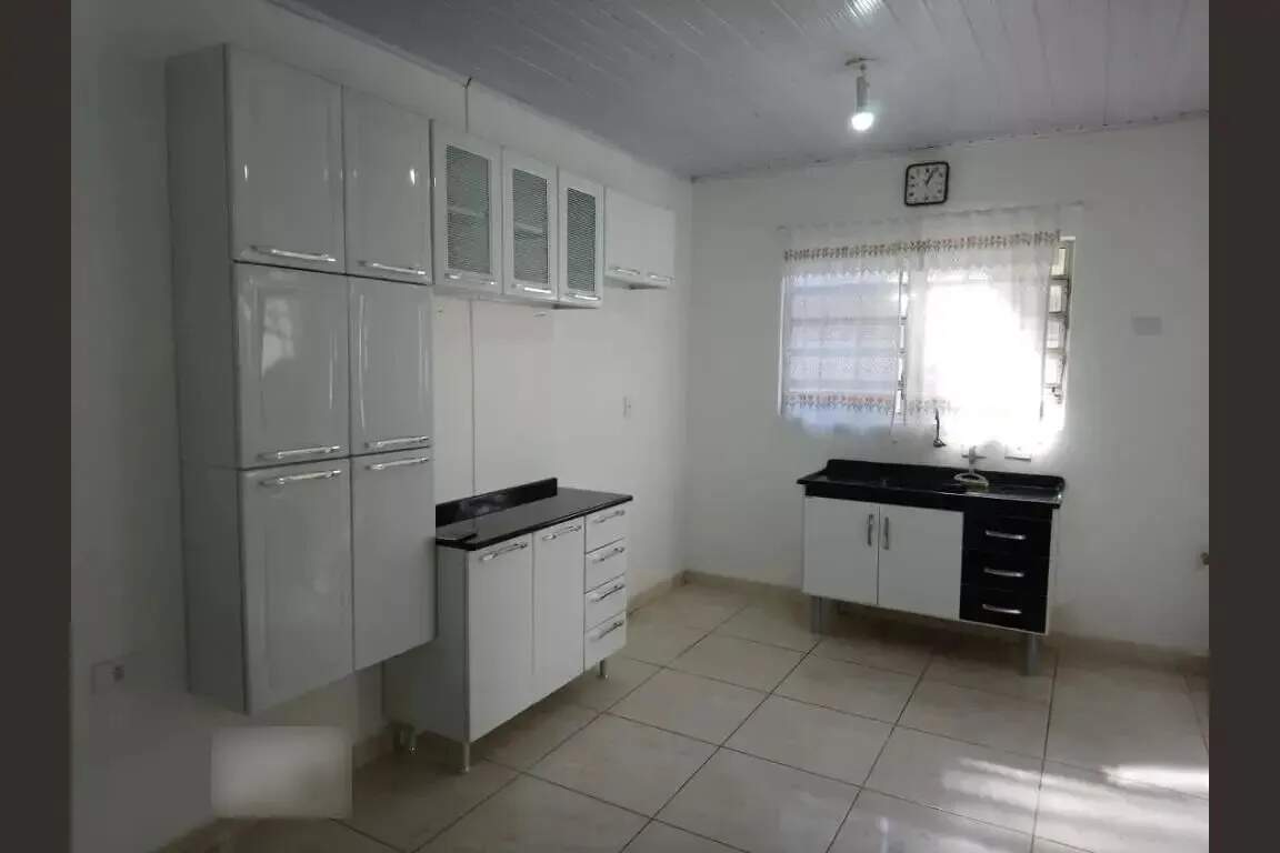 Casa à venda com 6 quartos, 270m² - Foto 4