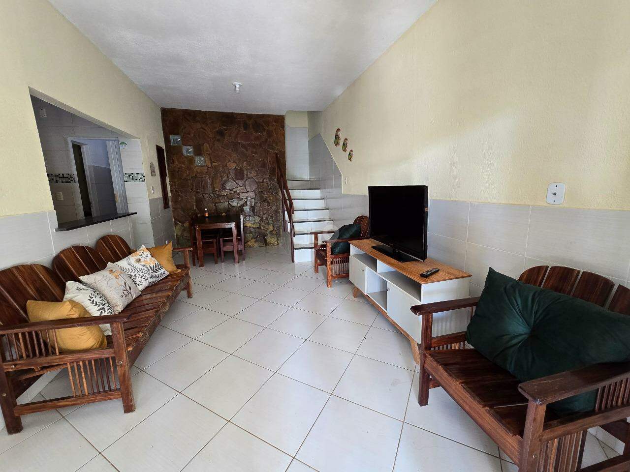 Casa de Condomínio para alugar — São José dos Náufragos, 3 quartos (2 suítes), 110 m² — foto 2