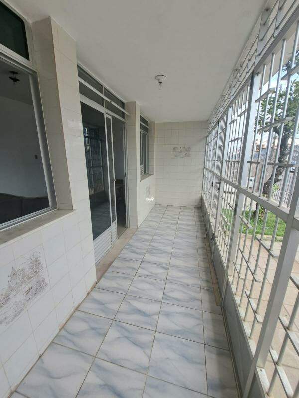 Casa à venda — Suíssa, 4 quartos (1 suíte), 90 m² — foto 2