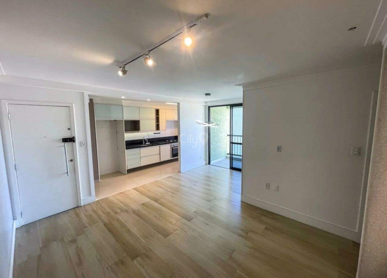 Apartamento à venda — Luzia, 3 quartos (1 suíte), 80 m² — foto 1