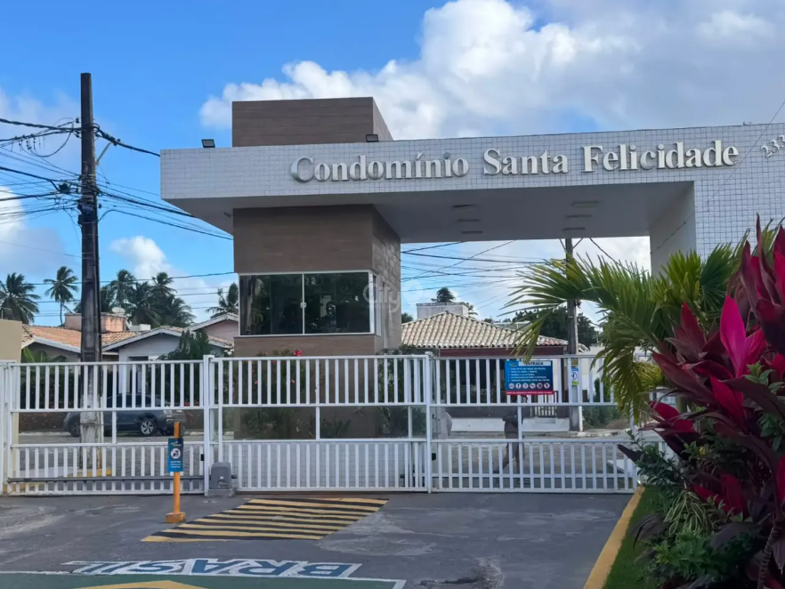 Casa de Condomínio à venda — Aruana, 3 quartos (1 suíte), 180 m² — foto 1