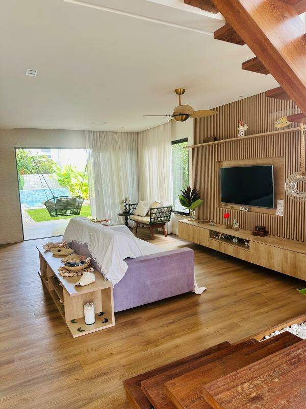 Casa de Condomínio à venda — Aruana, 3 quartos (2 suítes), 200 m² — foto 2