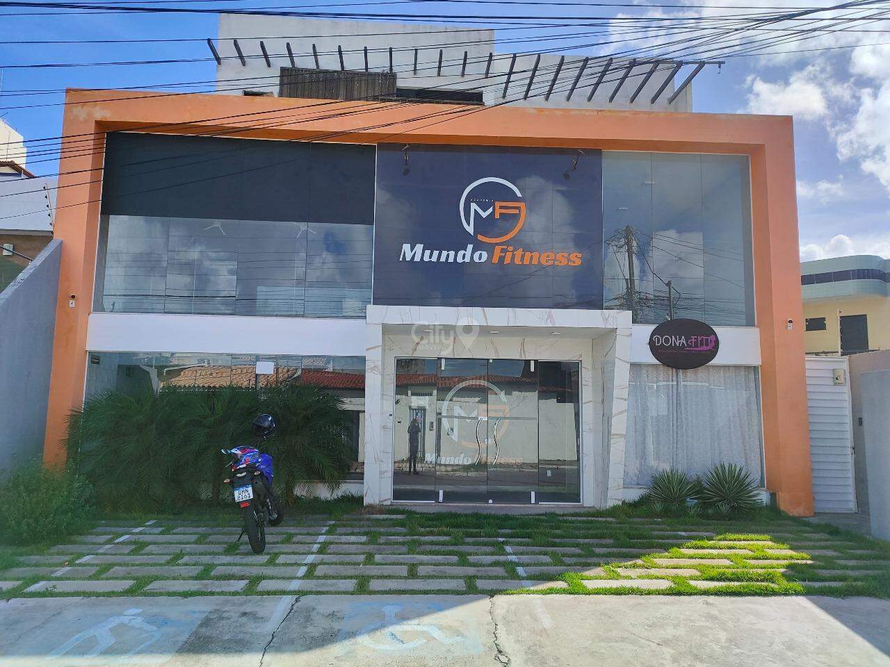Ponto Comercial à venda — Coroa do Meio, 923 m² — foto 1