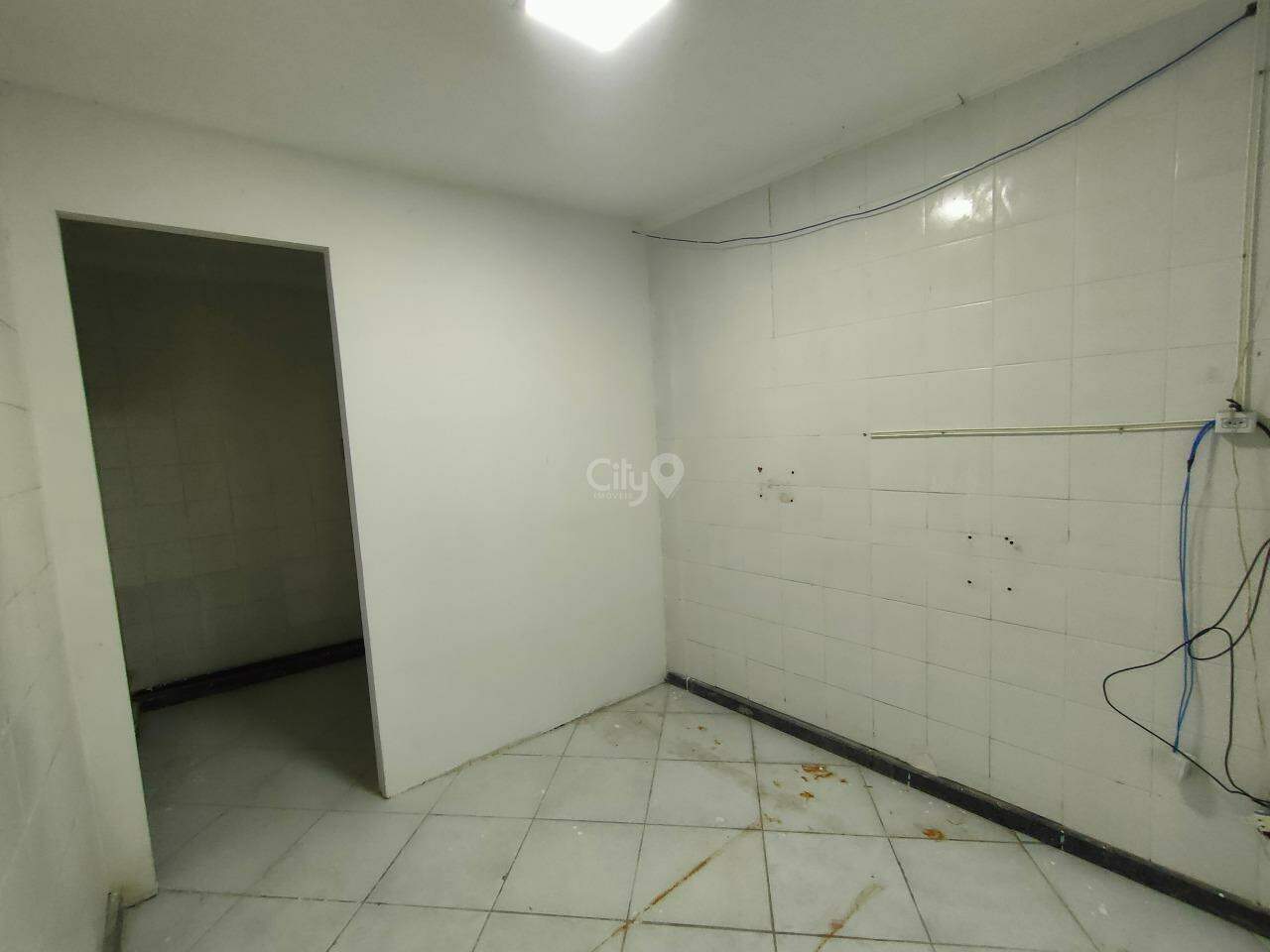 Ponto Comercial para alugar — São José, 205 m² — foto 4