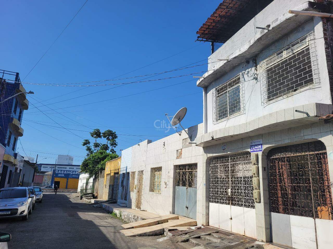 Casa à venda — Industrial, 9 quartos (1 suíte), 360 m² — foto 2