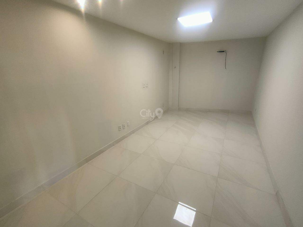 Sala Comercial para alugar — Luzia, 18 m² — foto 3